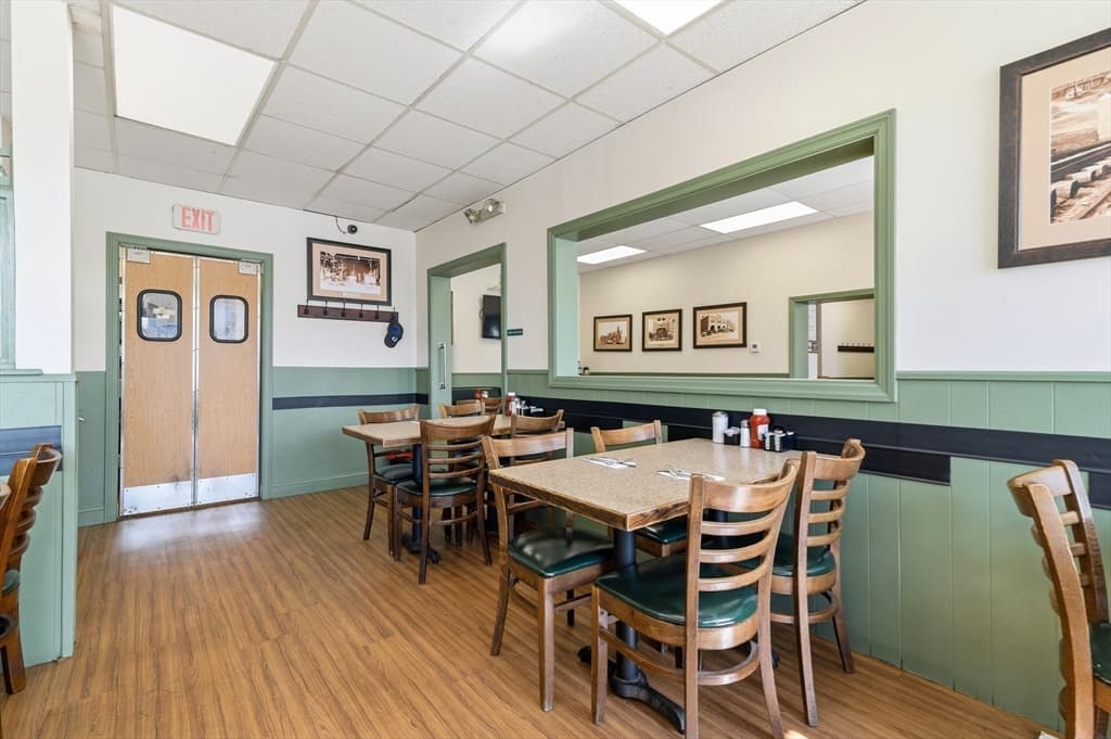 144-152 Franklin St, Quincy MA 02169 photo 21