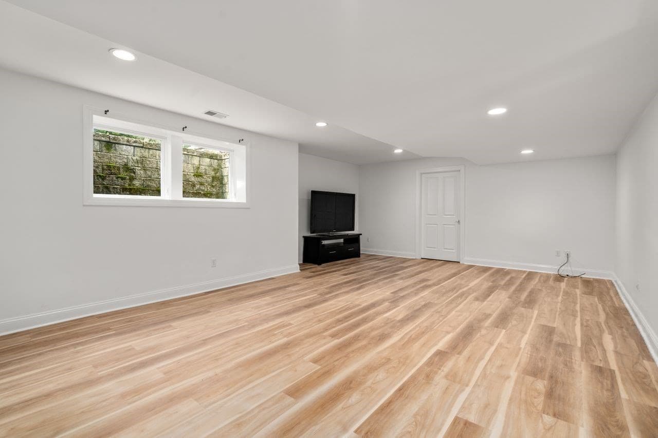 Single Family Residence at 22 Plymouth Road, Wellesley MA 02481, photo 32 of 37