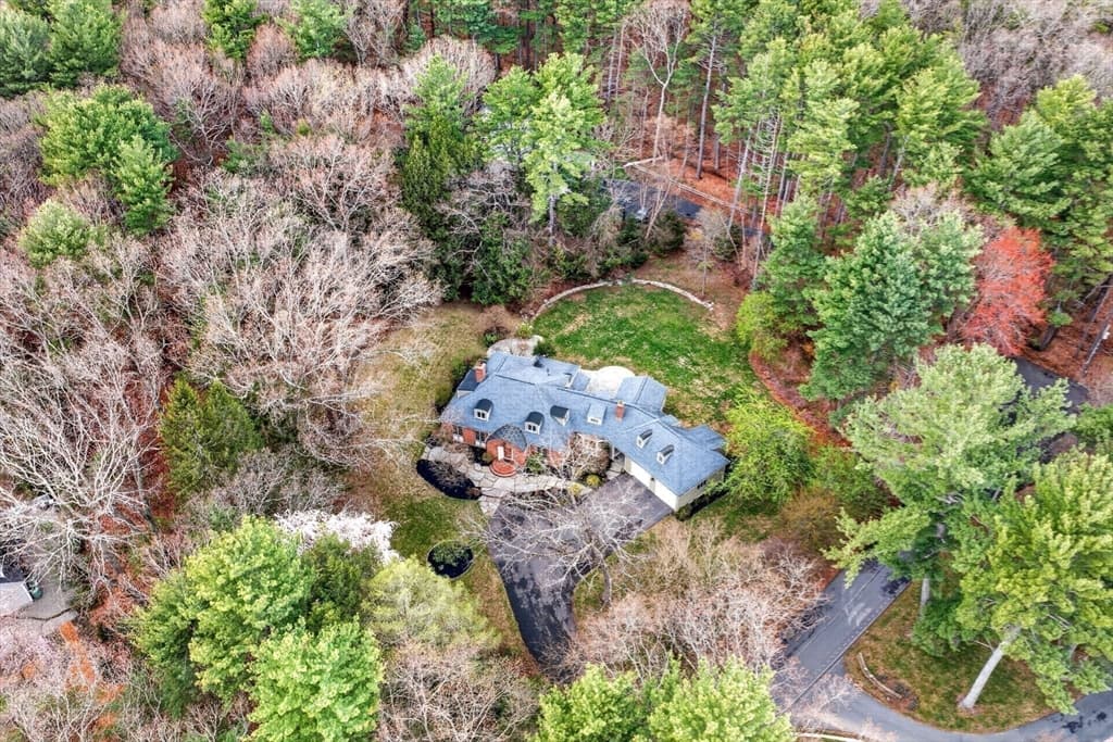 Single Family Residence at 8 Buttercup Ln, Dover MA 02030, Dover, photo 36 of 40