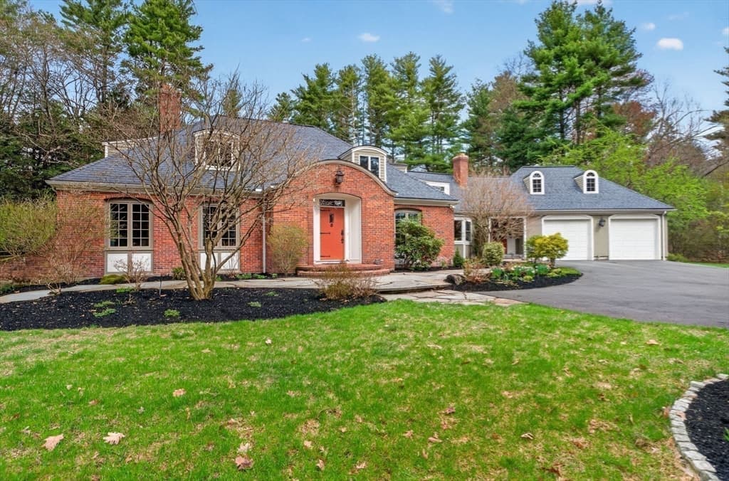 Single Family Residence at 8 Buttercup Ln, Dover MA 02030, Dover, photo 35 of 40