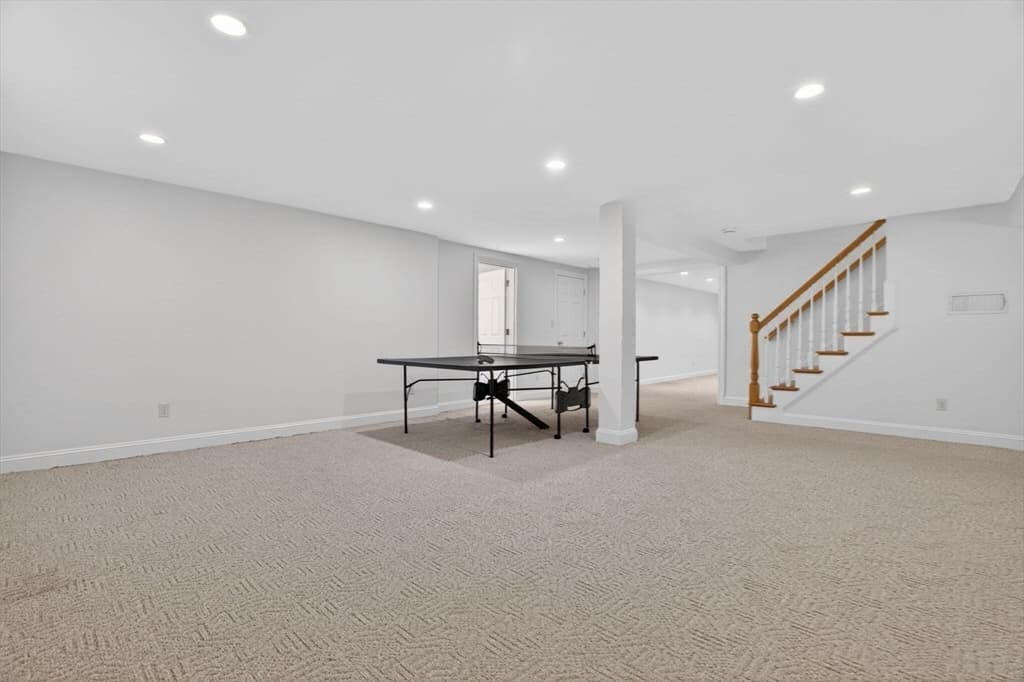 Single Family Residence at 8 Buttercup Ln, Dover MA 02030, Dover, photo 31 of 40