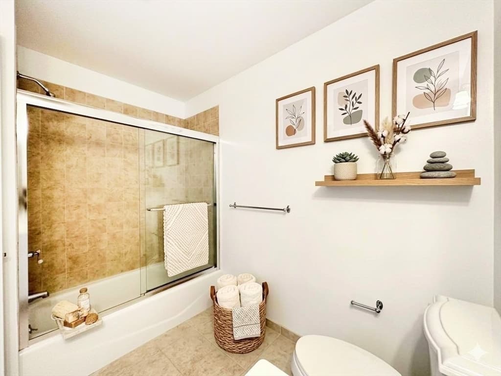 Condominium at 629 Hammond Street # E205, Brookline MA 02467, photo 6 of 16