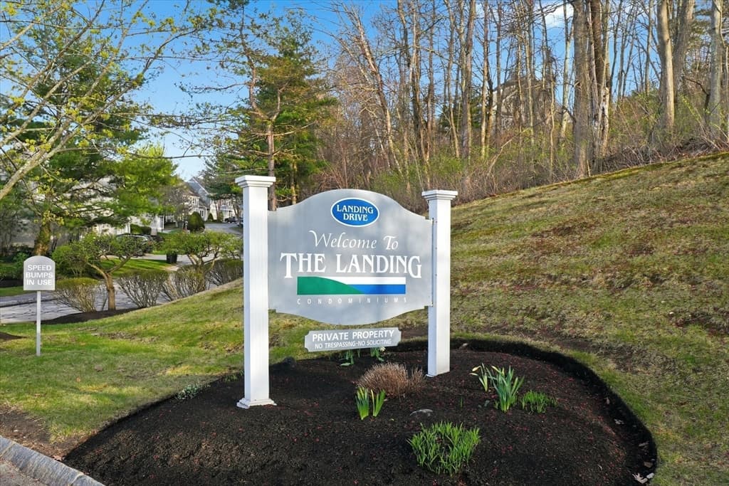 44 Landing Drive # 44, Methuen MA 01844