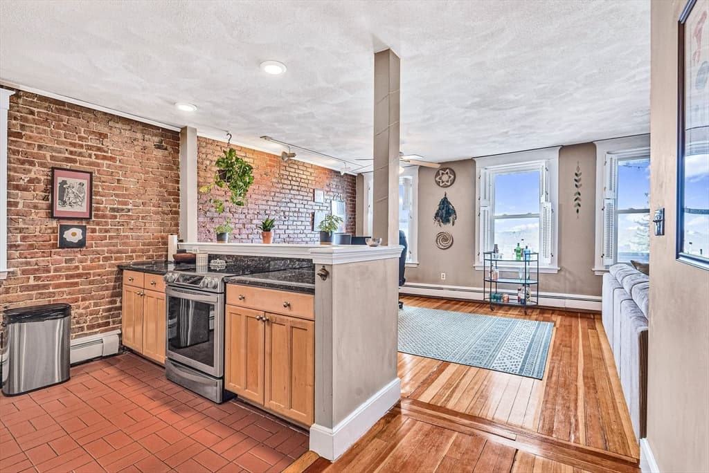 25 South Street # 4, Boston MA 02135