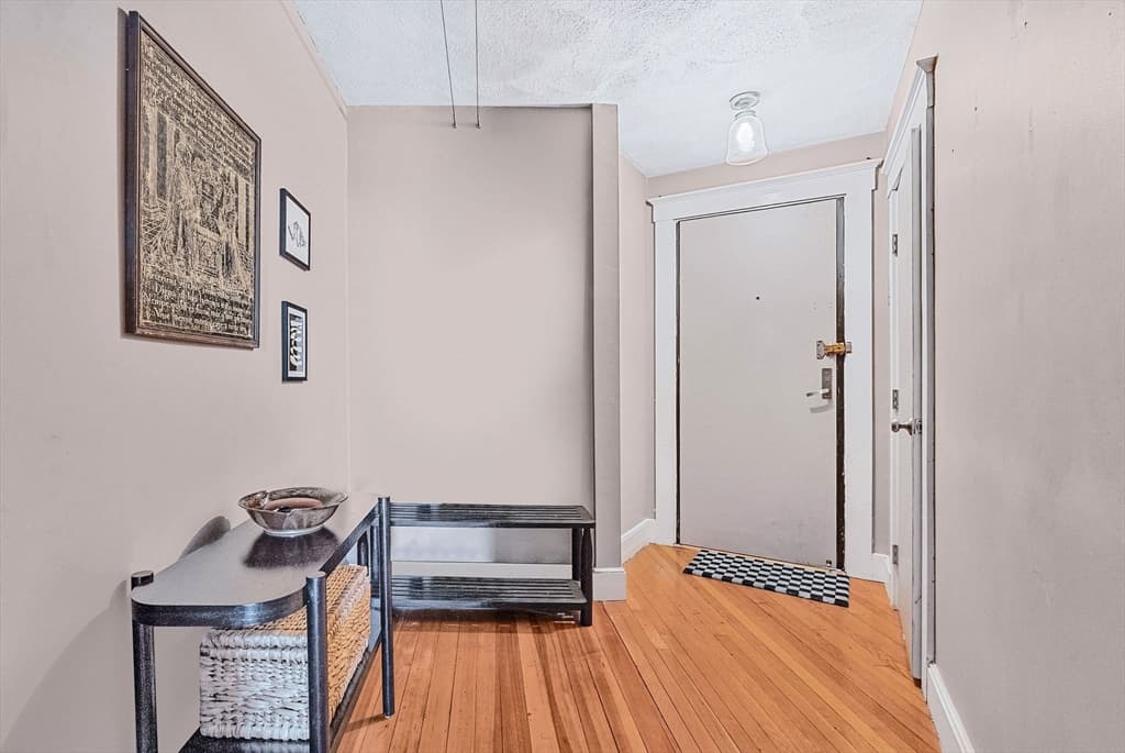 Condominium at 25 South Street # 4, Boston MA 02135, photo 24 of 31