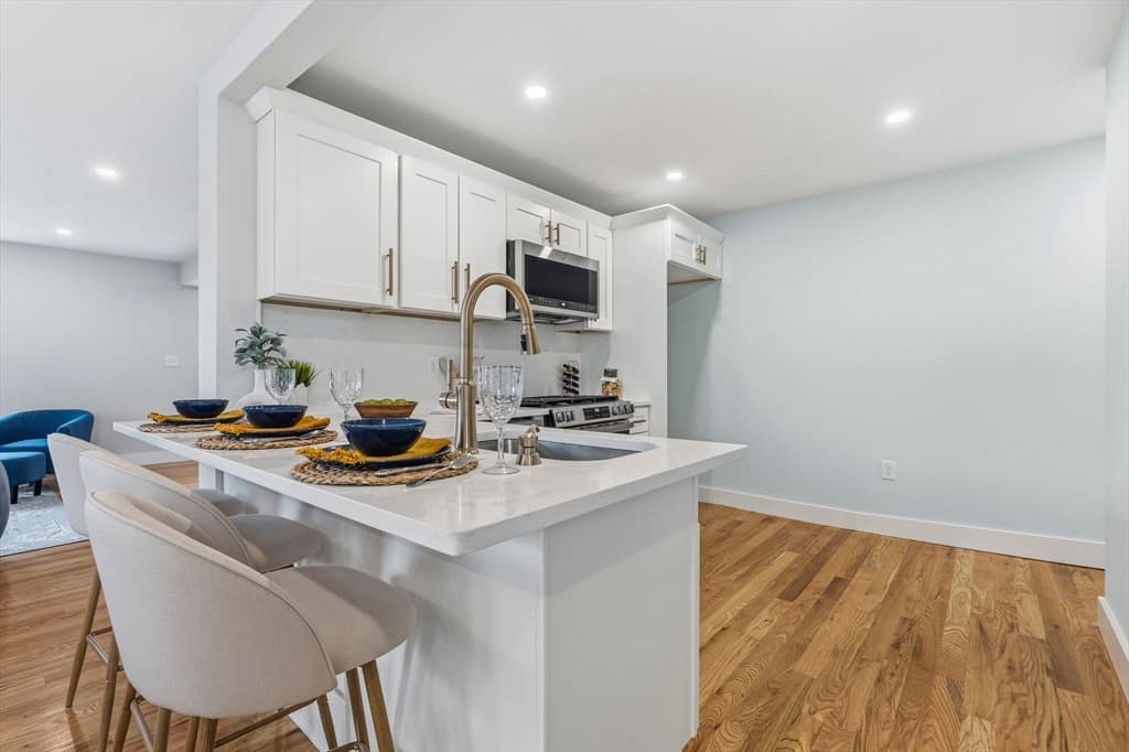 10 Hammatt St # 10, Ipswich MA 01938 photo 4