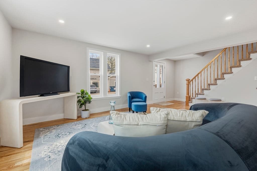 10 Hammatt St # 10, Ipswich MA 01938 photo 8