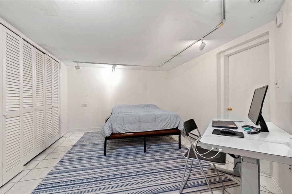 Condominium at 113 W Dedham St # 113, Boston MA 02118, photo 13 of 27