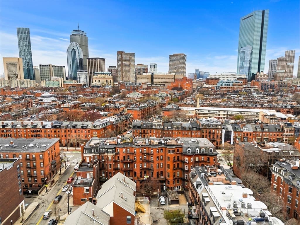 Condominium at 113 W Dedham St # 113, Boston MA 02118, photo 24 of 27