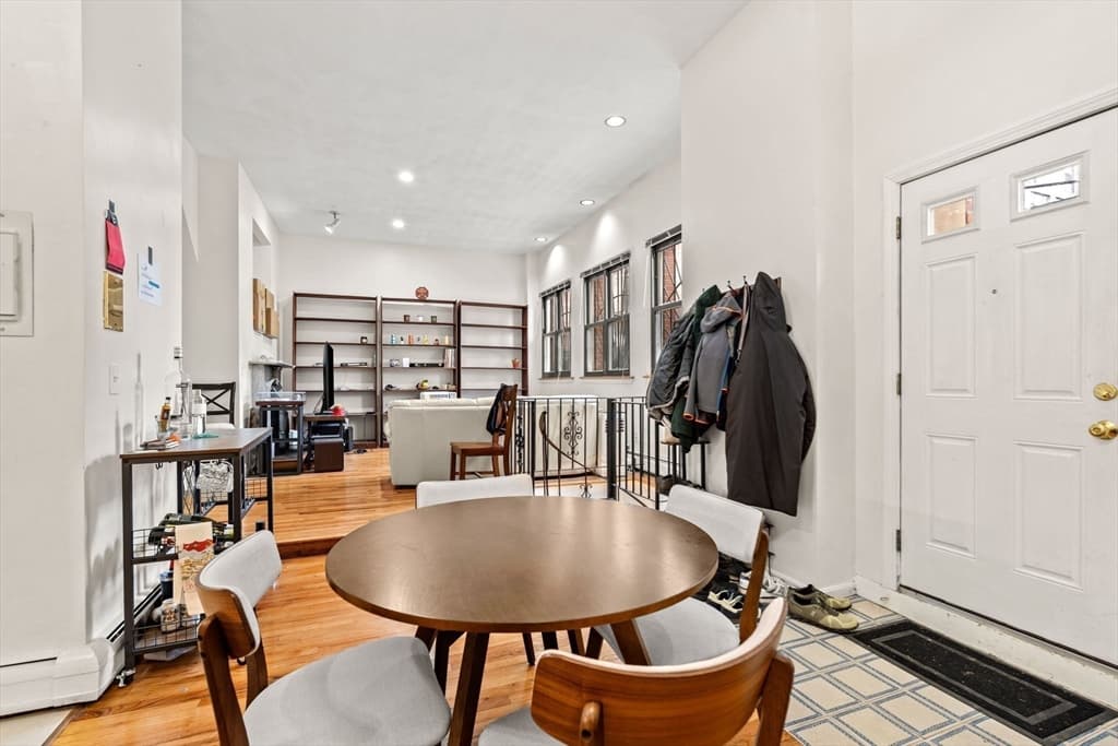 Condominium at 113 W Dedham St # 113, Boston MA 02118, photo 8 of 27