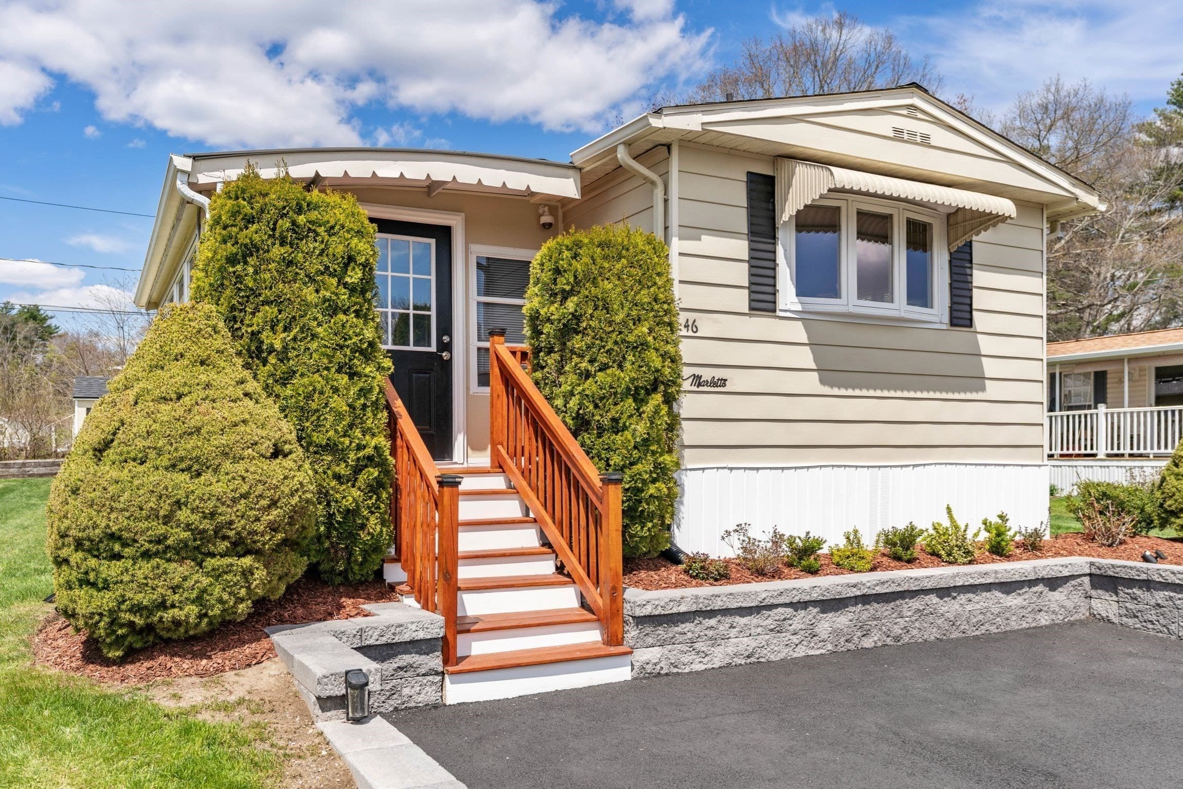 Mobile Home at 46 Louie Lane, Raynham MA 02767, Raynham, photo 2 of 32