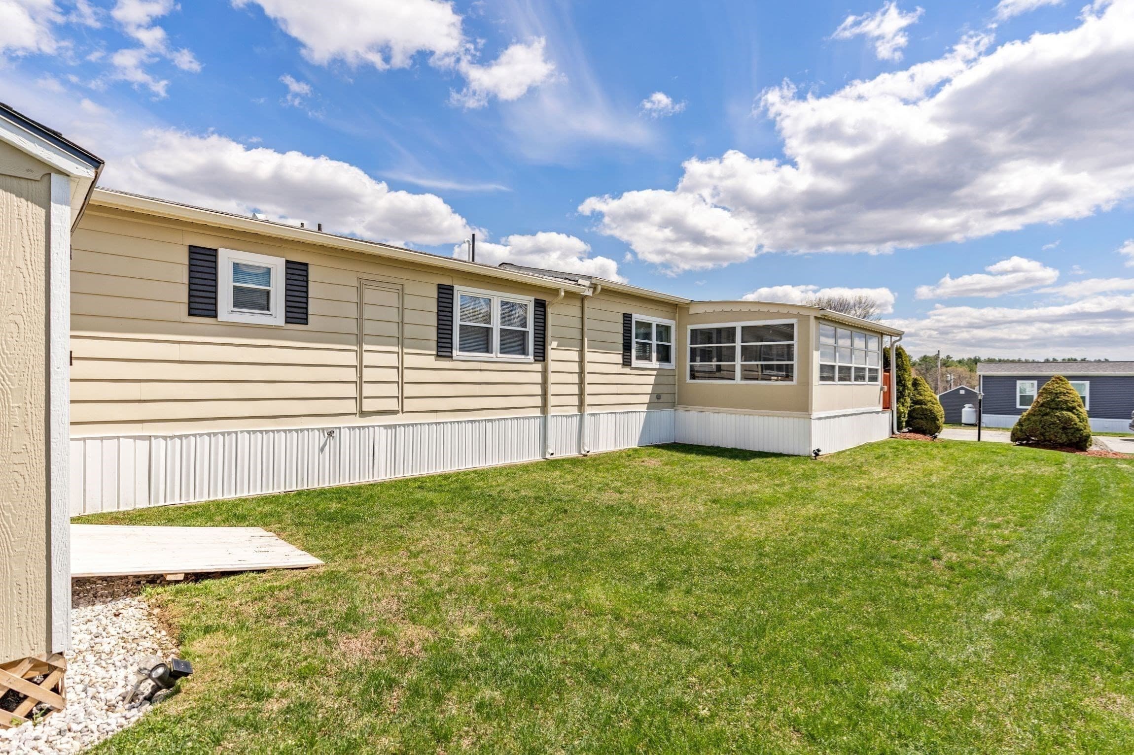 Mobile Home at 46 Louie Lane, Raynham MA 02767, Raynham, photo 28 of 32