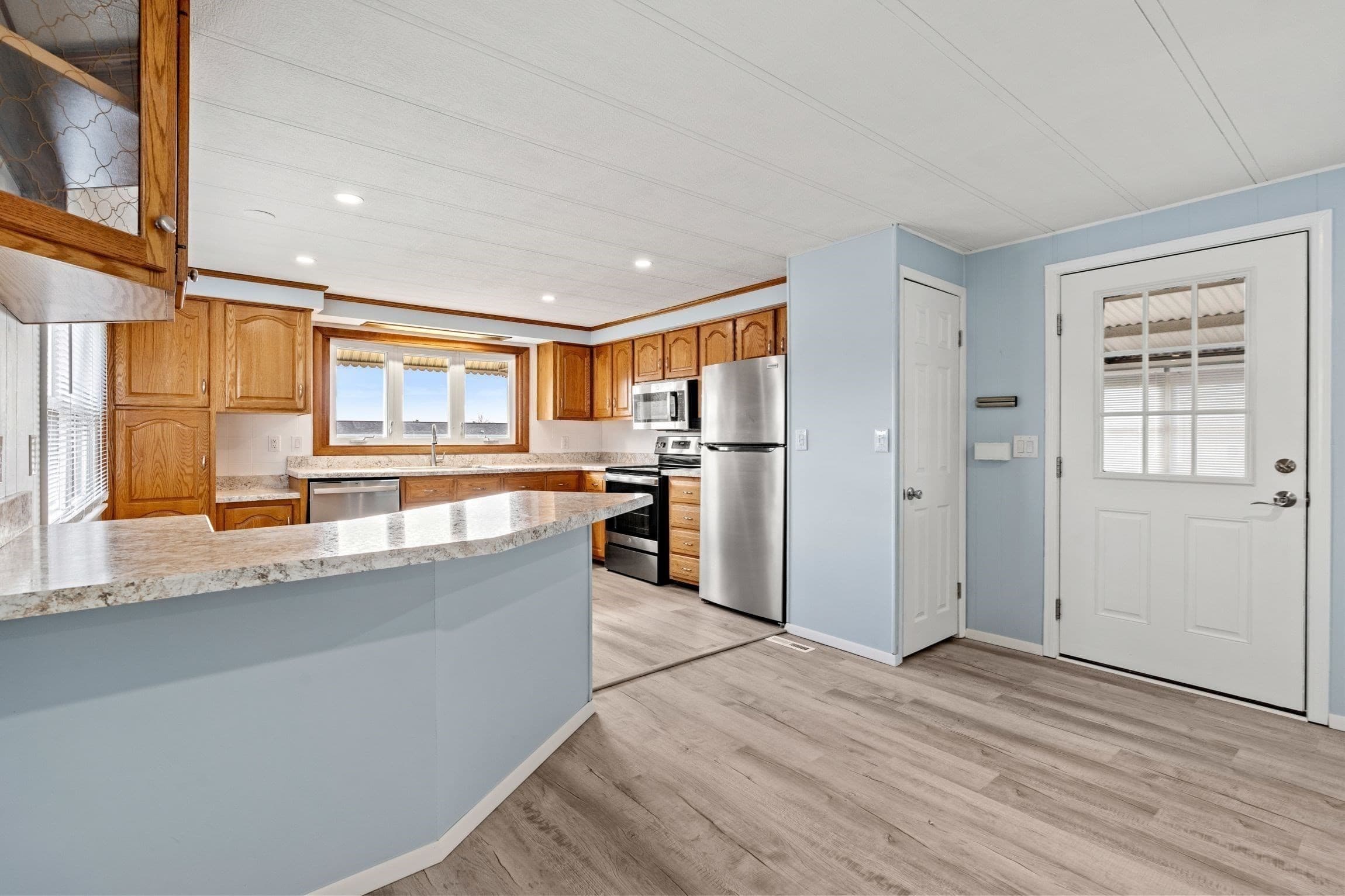 Mobile Home at 46 Louie Lane, Raynham MA 02767, Raynham, photo 10 of 32