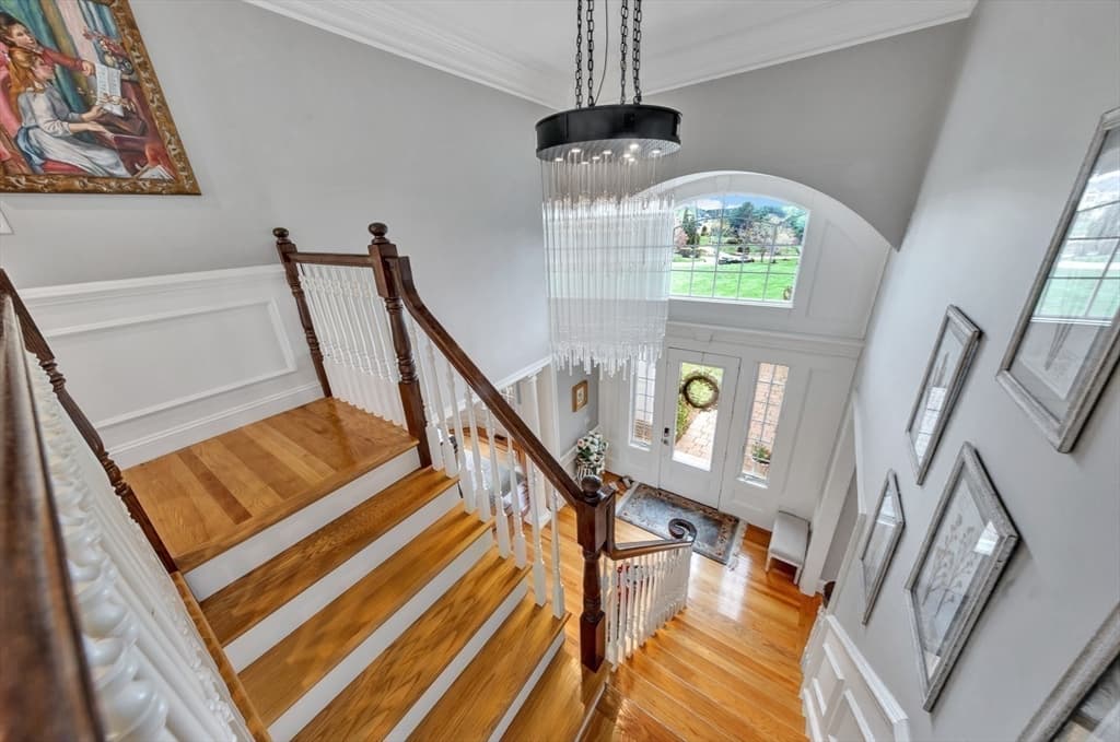 Single Family Residence at 4 Nipmuc Lane, Southborough MA 01772, Southborough, photo 20 of 42