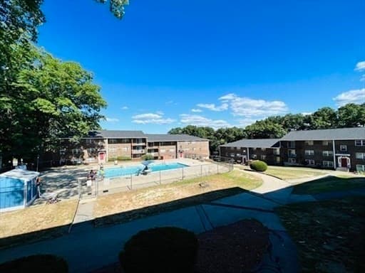 Condominium at 243 Boston Post Rd E # 11, Marlborough MA 01752, Marlborough, photo 3 of 10