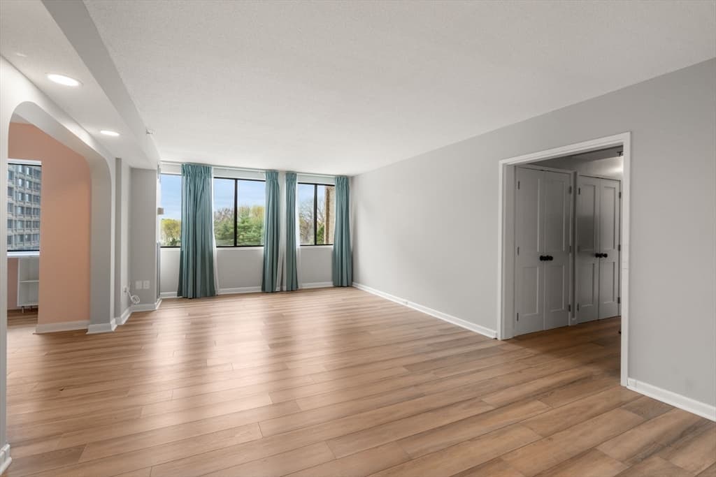 Condominium at 250 Hammond Pond Parkway # 609N, Newton MA 02467, Newton, photo 6 of 28