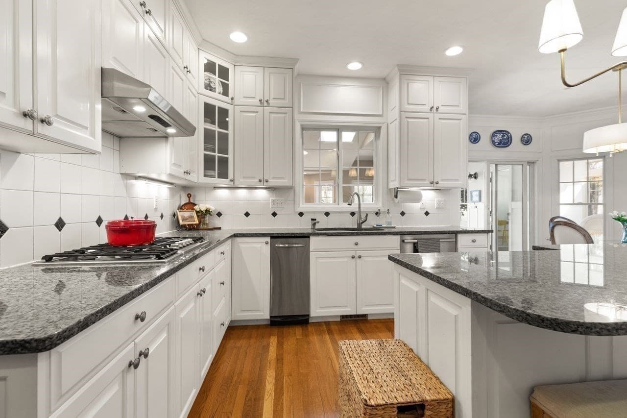 Single Family Residence at 7 Dry Pond Rd, Sharon MA 02067, photo 12 of 42