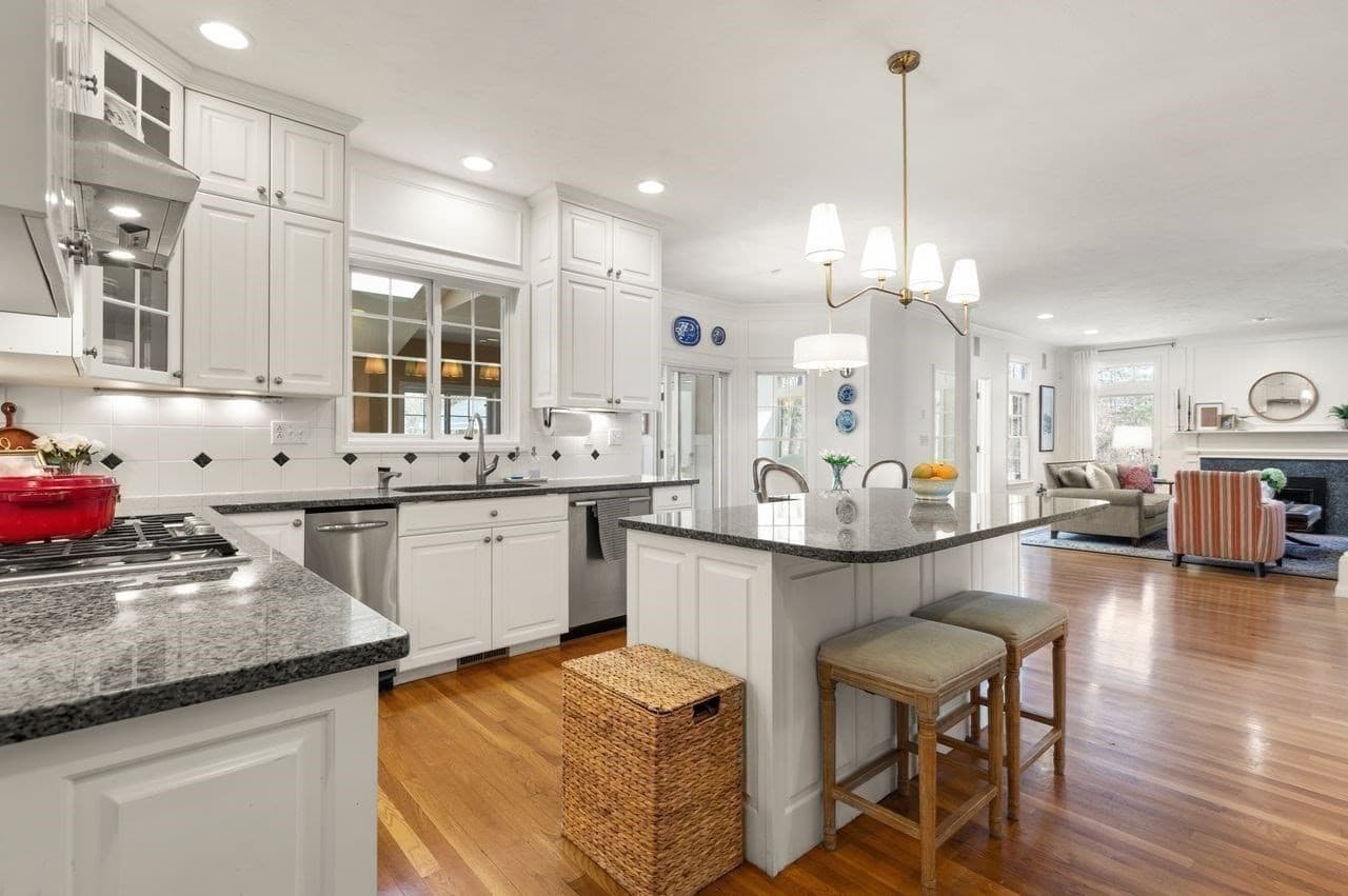 Single Family Residence at 7 Dry Pond Rd, Sharon MA 02067, photo 11 of 42