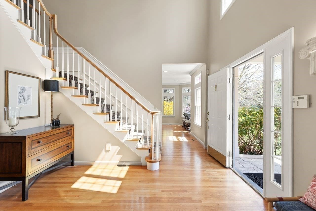 Single Family Residence at 7 Dry Pond Rd, Sharon MA 02067, photo 4 of 42