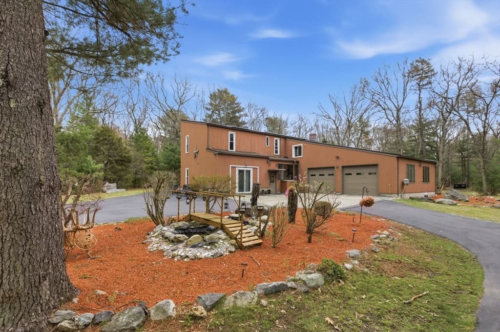 89 Walker St, Seekonk MA 02771 photo 32