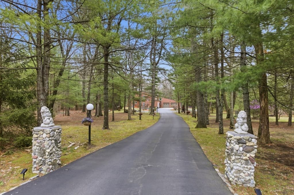 89 Walker St, Seekonk MA 02771