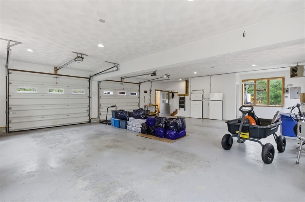 89 Walker St, Seekonk MA 02771 photo 28