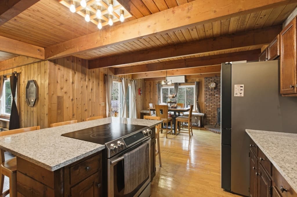 89 Walker St, Seekonk MA 02771 photo 5