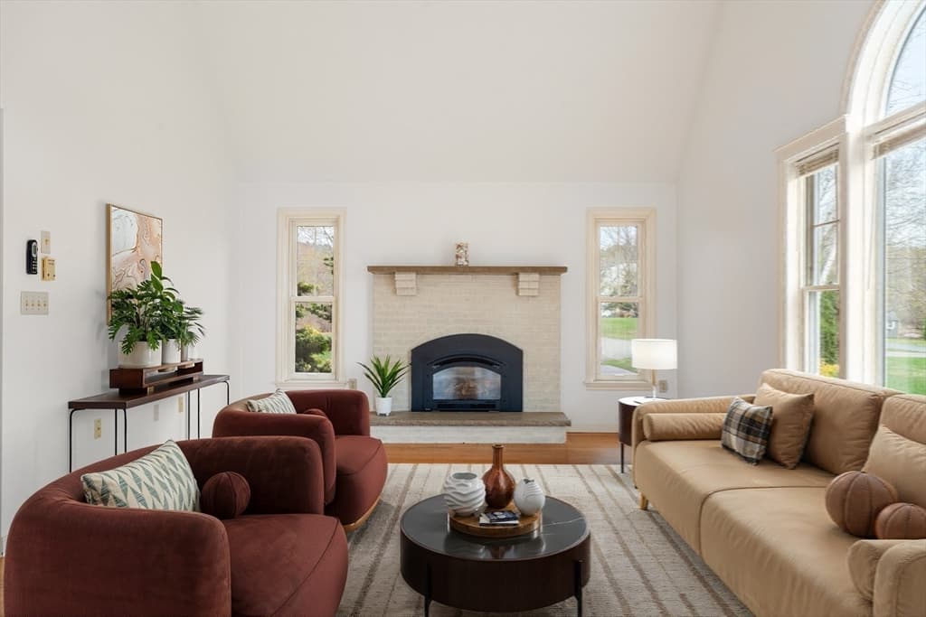 Single Family Residence at 16 Merrimack River Rd, Groveland MA 01834, Groveland, photo 10 of 42