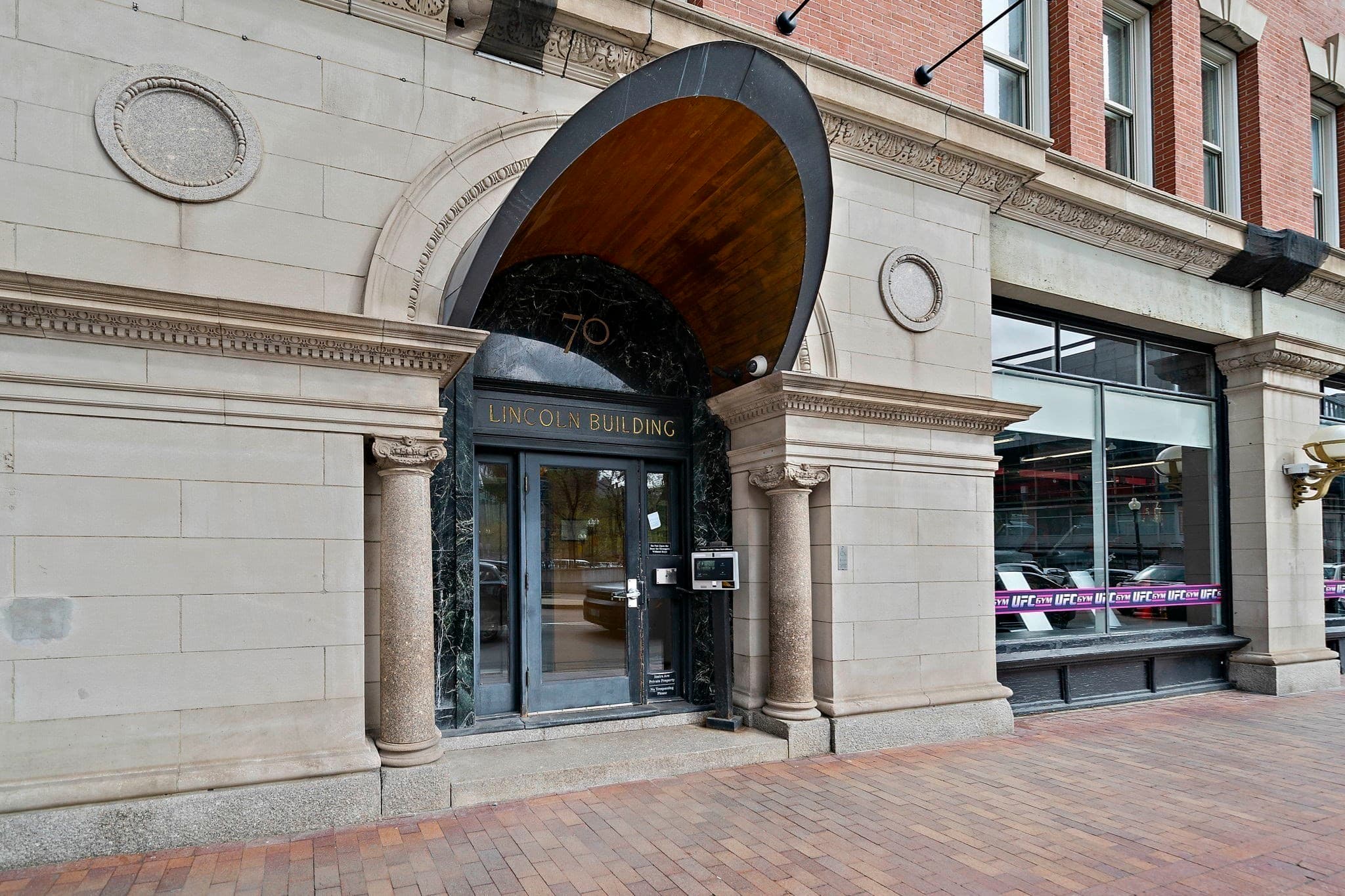 Condominium at 70 Lincoln St # L311, Boston MA 02111, photo 3 of 18