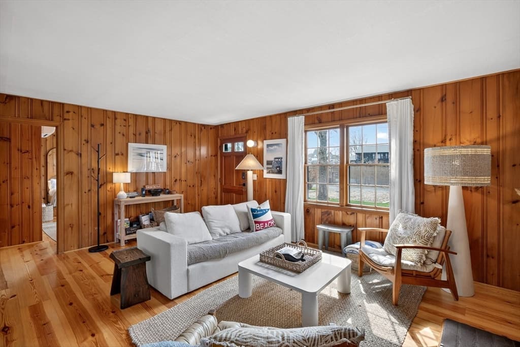 Single Family Residence at 6 Manning Rd, Dennis MA 02638, photo 9 of 42