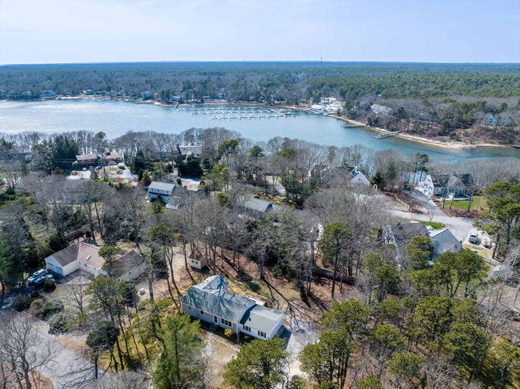 67 Crawford Rd, Barnstable MA 02635 photo 2