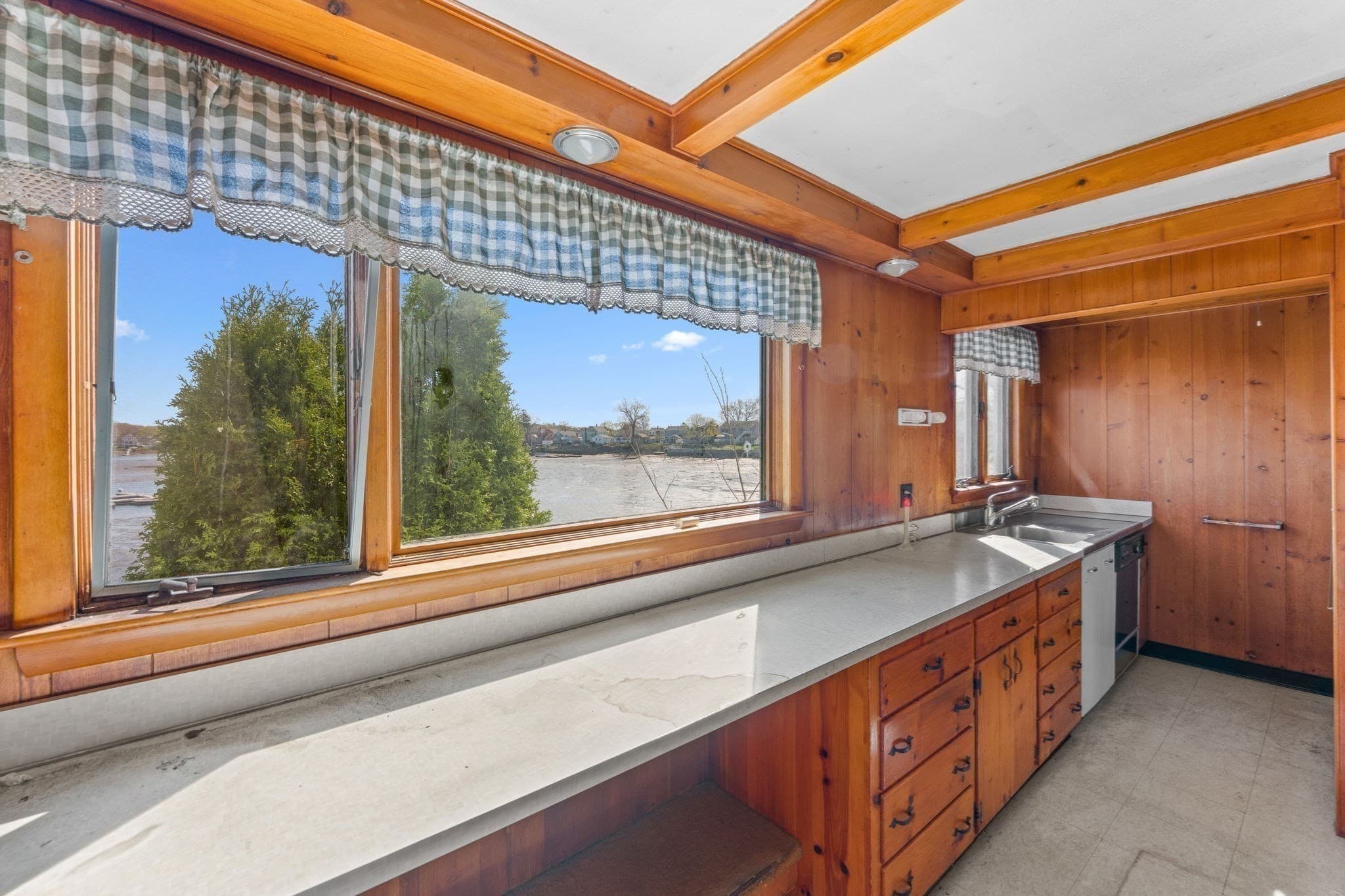 Single Family Residence at 90 Water St, Danvers MA 01923, photo 7 of 42