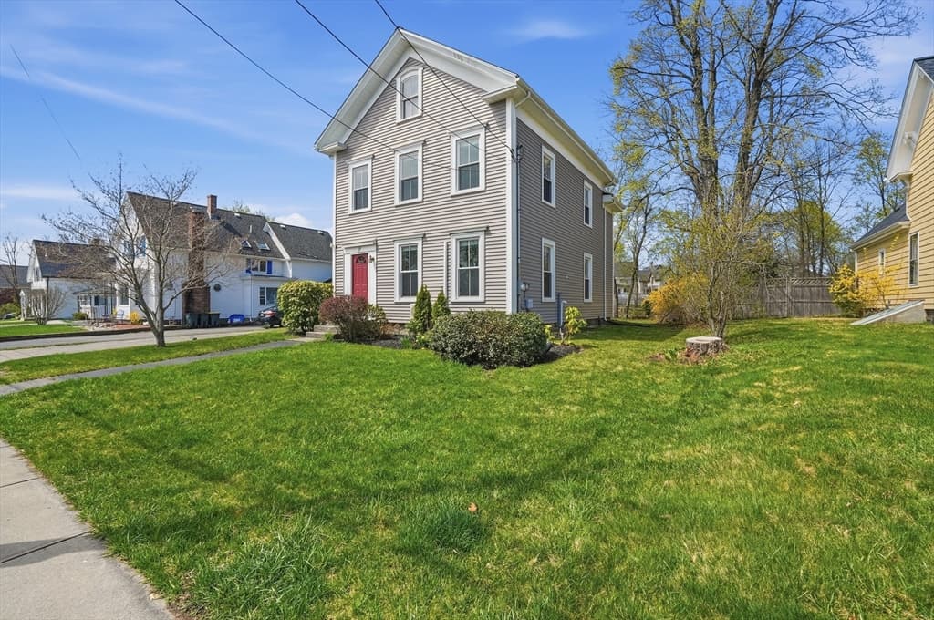 Single Family Residence at 59 Cottage Street, Franklin MA 02038, photo 3 of 42