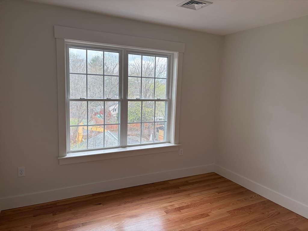 76 Valmor Street, Worcester MA 01604 photo 15
