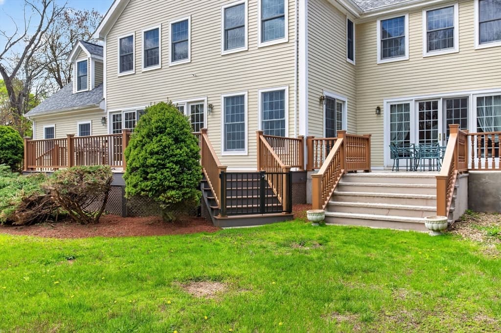 Single Family Residence at 17 Morningside Lane, Lincoln MA 01773, Lincoln, photo 5 of 40