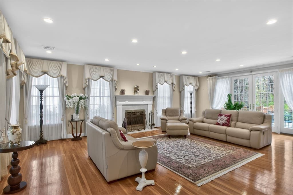 Single Family Residence at 17 Morningside Lane, Lincoln MA 01773, Lincoln, photo 14 of 40