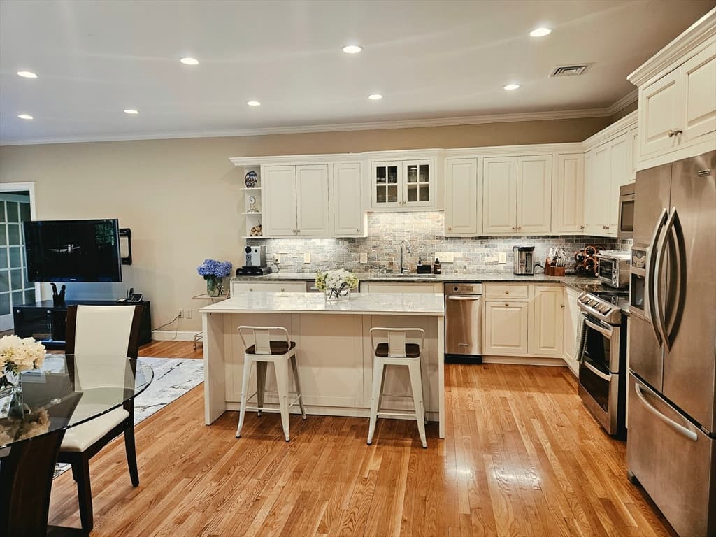 Single Family Residence at 17 Morningside Lane, Lincoln MA 01773, Lincoln, photo 18 of 40