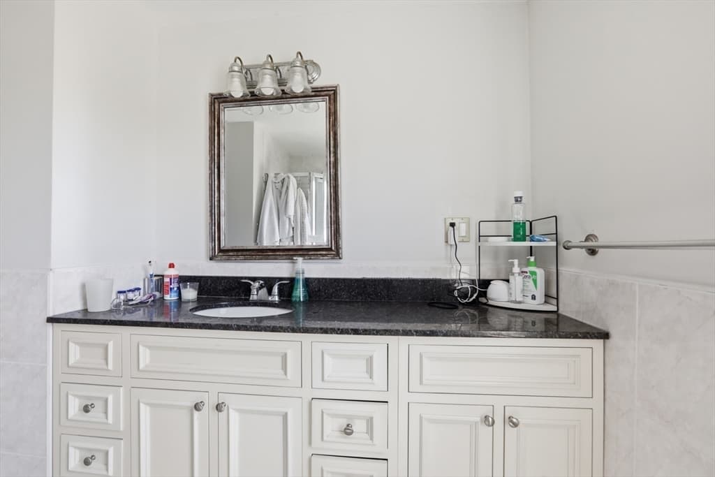 Single Family Residence at 289 Broadway, Cambridge MA 02139, Cambridge, photo 10 of 32