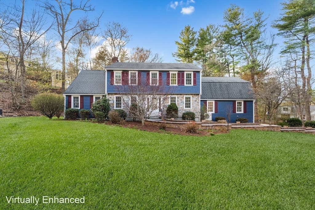 7 Providence Rd, Westford MA 01886