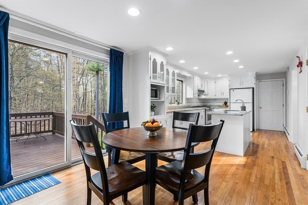 Single Family Residence at 7 Providence Rd, Westford MA 01886, photo 8 of 39