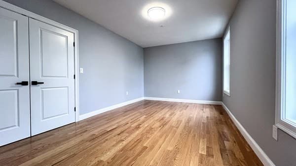 Condominium at 585 Washington St # 0202, Quincy MA 02169, photo 6 of 10