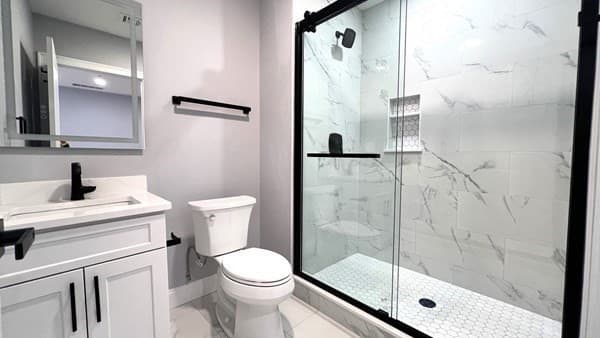 Condominium at 585 Washington St # 0202, Quincy MA 02169, photo 9 of 10