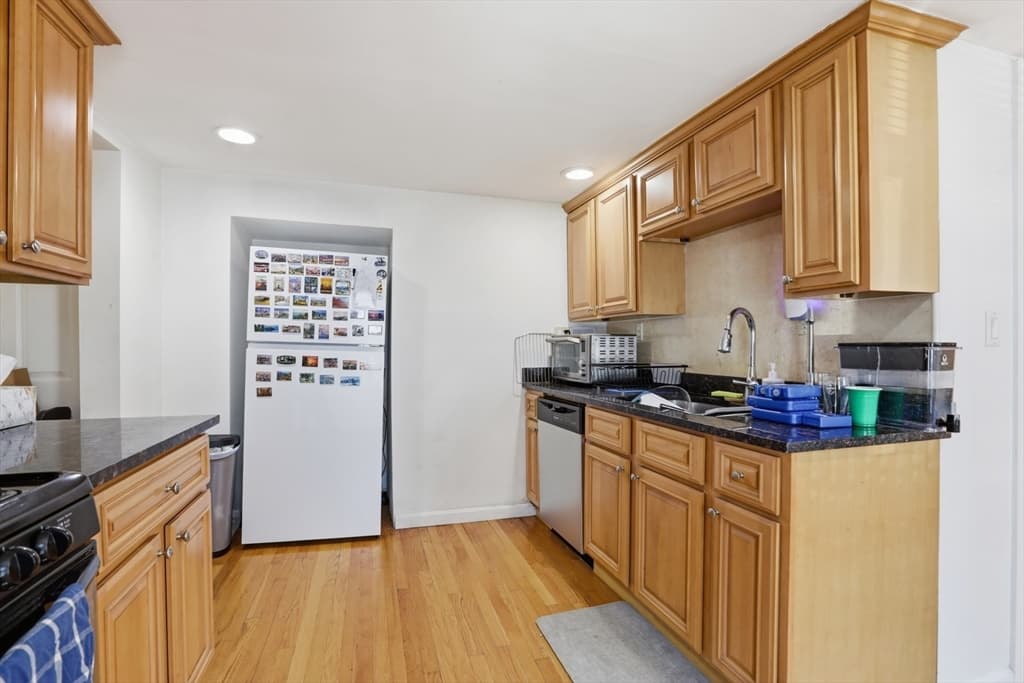 Multi Family at 289 Broadway, Cambridge MA 02139, Cambridge, photo 21 of 32