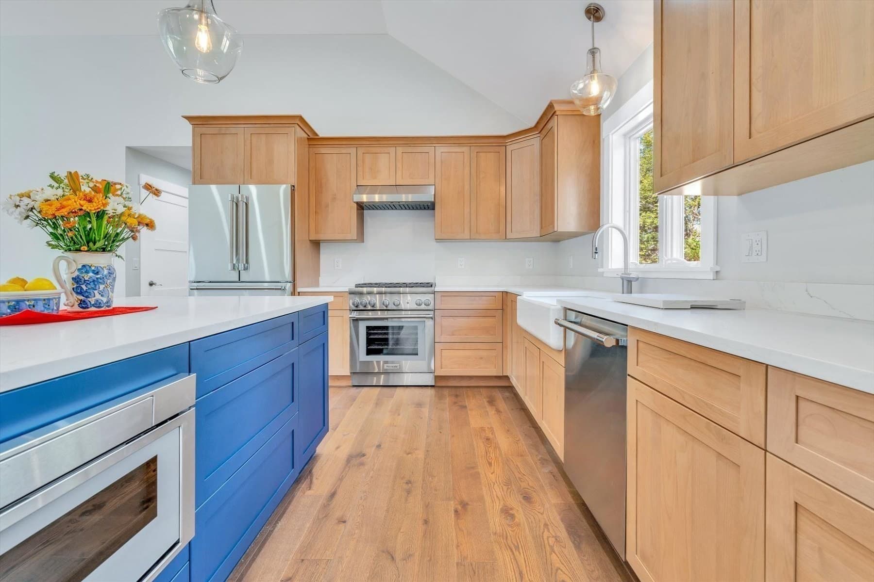 Single Family Residence at 25 Percival Rd, Falmouth MA 02536, photo 9 of 30