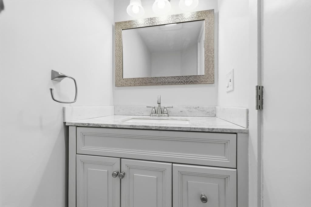 Single Family Residence at 581 Mount Auburn Street # 2, Cambridge MA 02138, Cambridge, photo 9 of 27