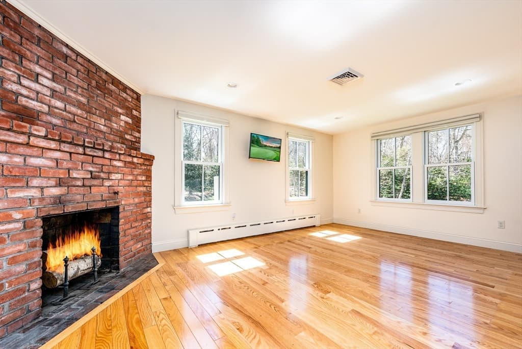 339 Cedar St, Barnstable MA 02668 photo 7