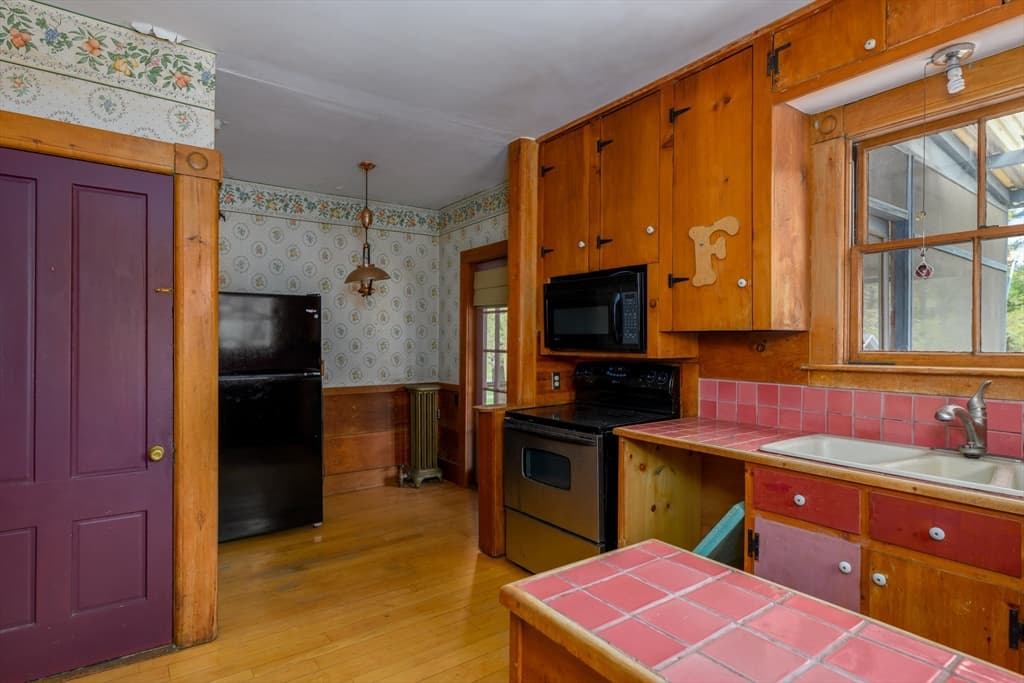 Single Family Residence at 67 Church St, Ware MA 01082, Ware, photo 19 of 27