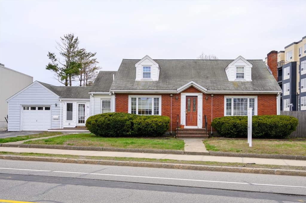 291 Centre St, Quincy MA 02169