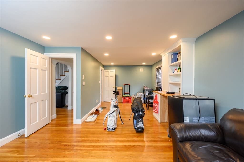 291 Centre St, Quincy MA 02169 photo 19