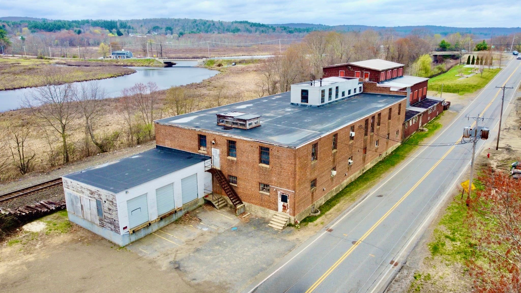 55 Mill St, Brookfield MA 01506